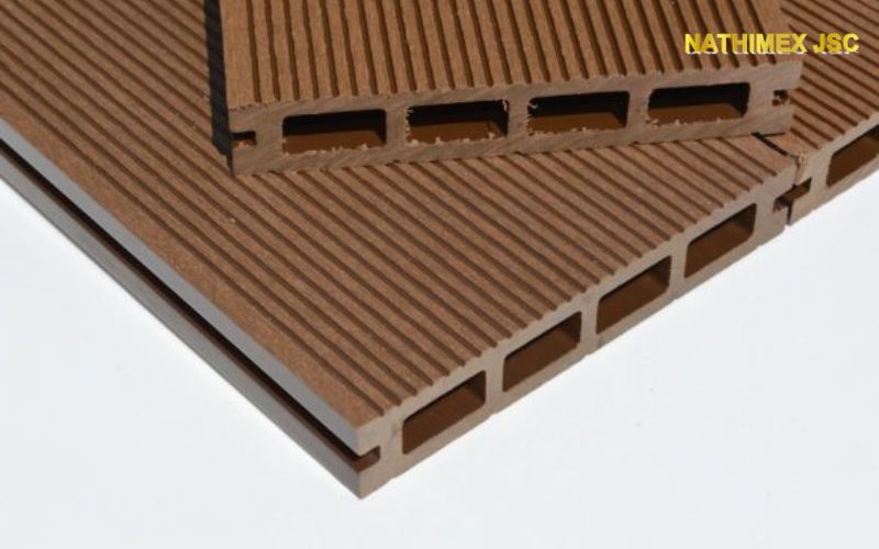 Plastic-Composite